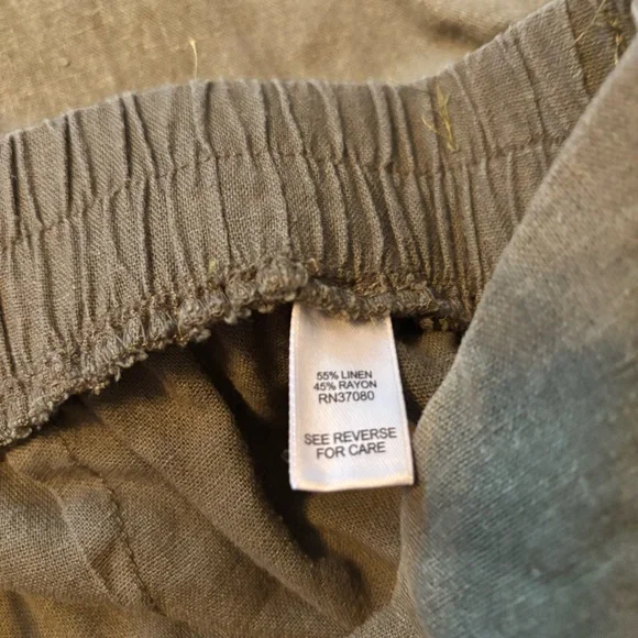 Cato 18/20 Linen Blend Wide Leg Cropped Pants Olive Green - Picture 8 of 8